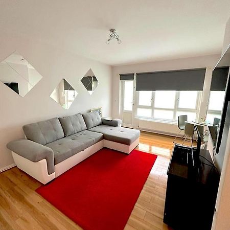 Appartamento 303 Alexandra Avenue Ha2 9Dx Pinner Esterno foto