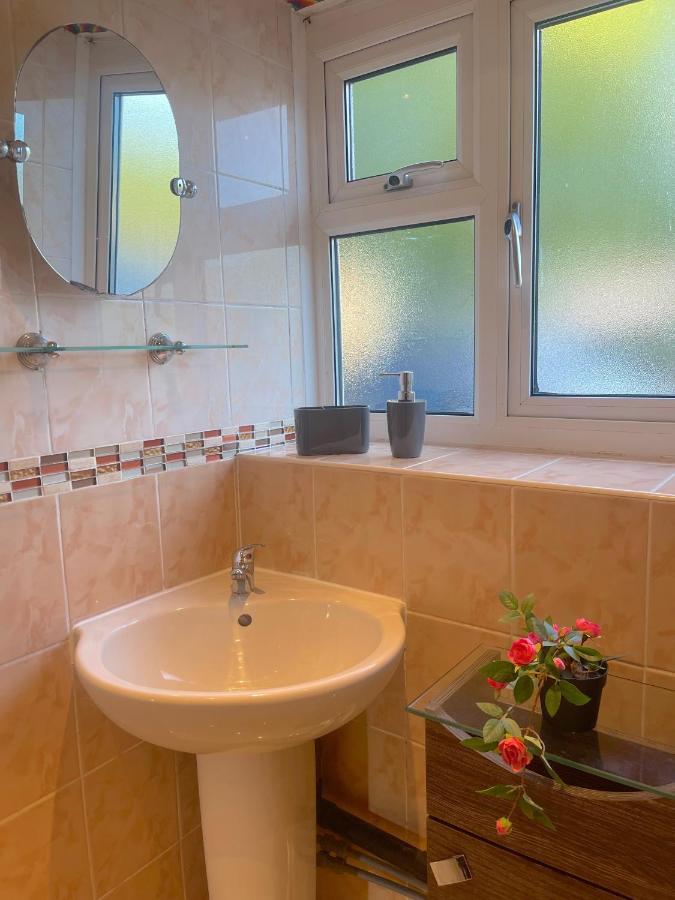 Appartamento 303 Alexandra Avenue Ha2 9Dx Pinner Esterno foto